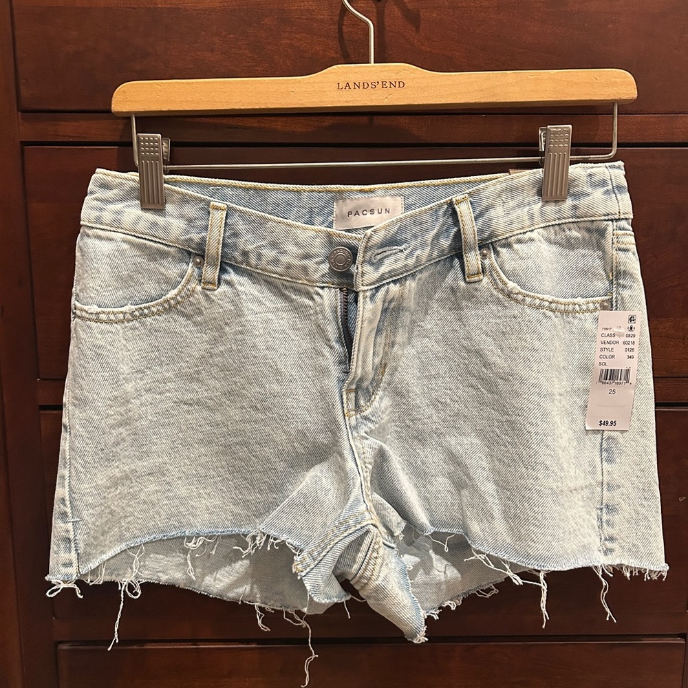 PacSun Eco Light Indigo V-Dip High Waisted Denim Shorts. Size 25